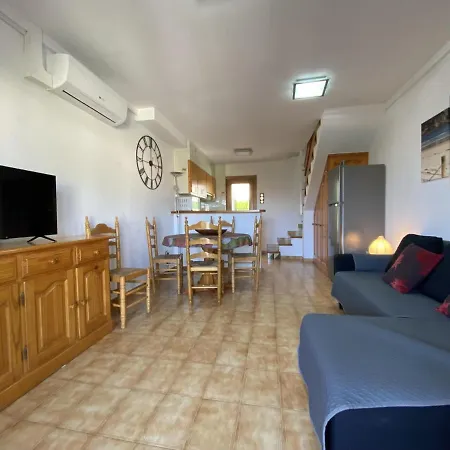 22102 Estel Holiday home *